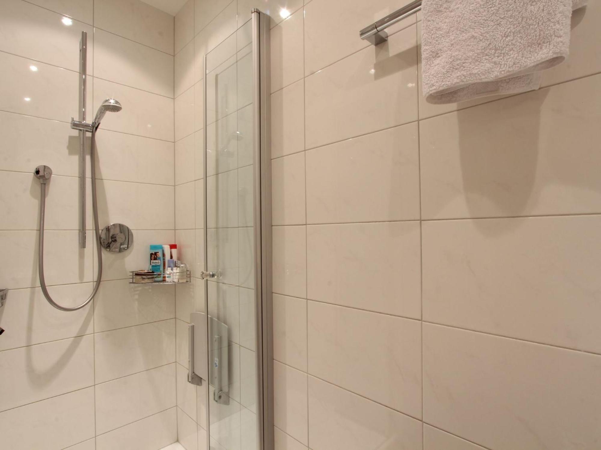 Apartment In Niedernsill Near Centre Bagian luar foto